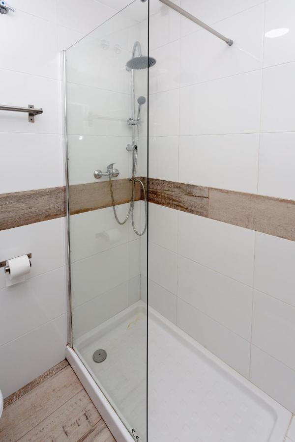 Easy Sants By Bossh! (Adults Only) Hostel Барселона Екстериор снимка